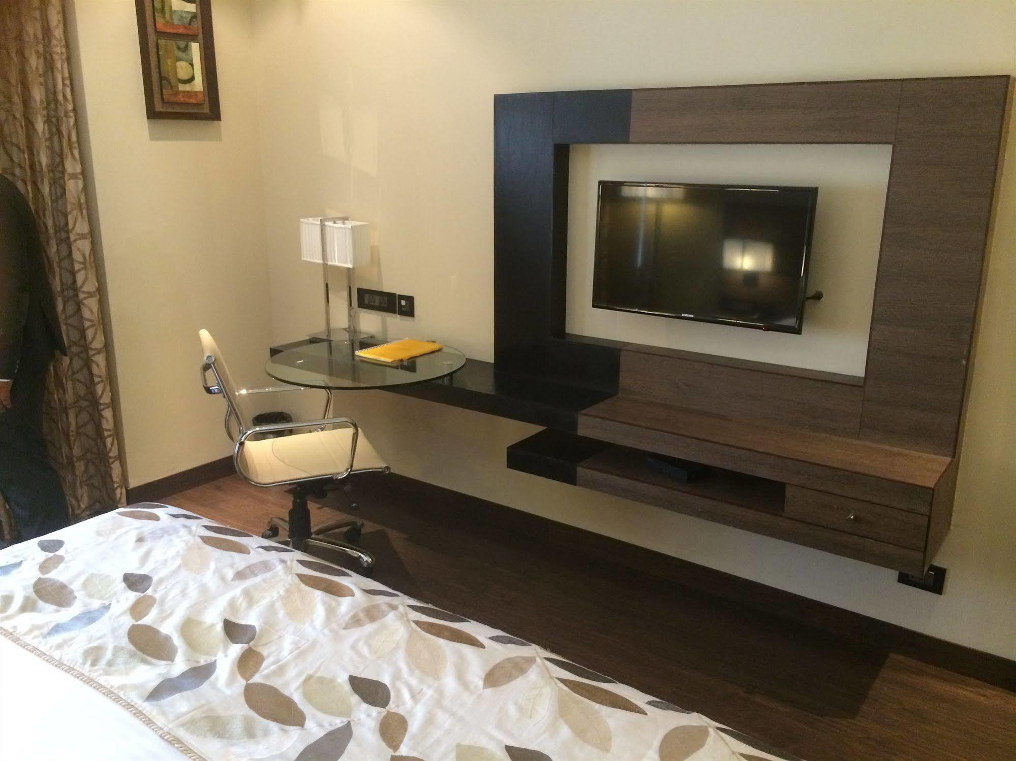 Hotel Vrisa Dźajpur Zewnętrze zdjęcie