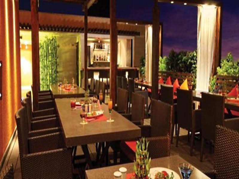 Hotel Vrisa Dźajpur Zewnętrze zdjęcie